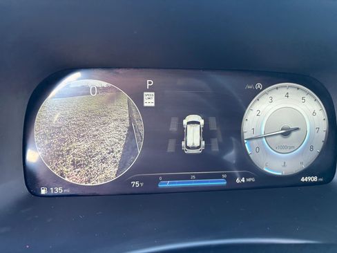 Used 2023 Hyundai Palisade SEL w/ Premium Package image 17