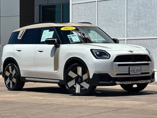 Used 2025 MINI Cooper Countryman S w/ Comfort Package Max AWD/4WD video 2