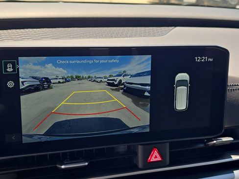 New 2027 Kia Carnival LX FWD image 24