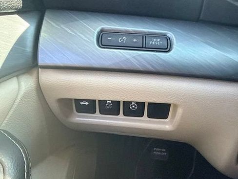 Used 2018 Nissan Maxima 3.5 SL FWD image 6