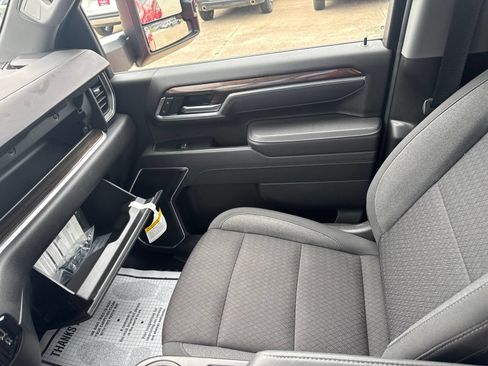 Used 2025 Chevrolet Silverado 2500 LT w/ All Star Edition AWD/4WD image 23