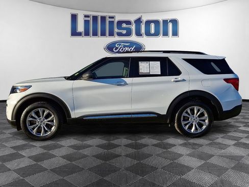 Used 2021 Ford Explorer XLT w/ Equipment Group 202A AWD/4WD image 7