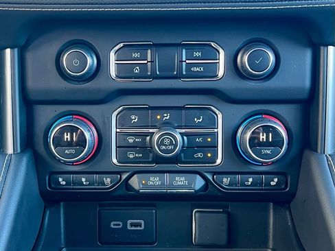 Used 2024 Chevrolet Tahoe Premier image 29