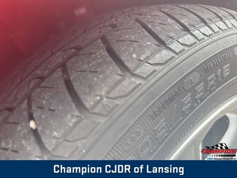 Used 2016 Chevrolet Cruze LT image 11