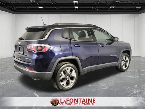 Used 2020 Jeep Compass Limited w/ Rear Convenience Group image 8