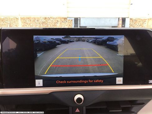 Used 2023 Toyota Crown Limited image 9