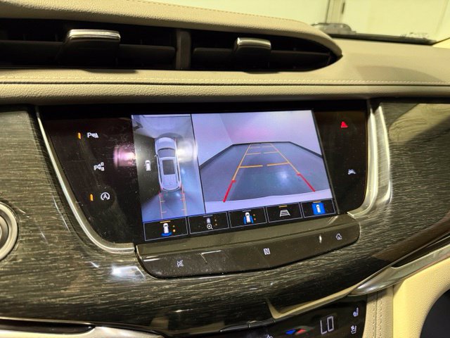 Used 2021 Cadillac XT6 Premium Luxury AWD/4WD image 22