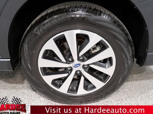 Used 2024 Subaru Outback Premium image 10