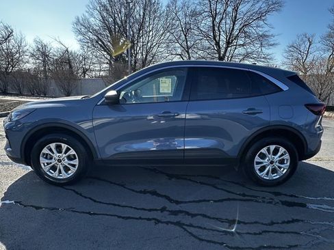Certified 2024 Ford Escape Active image 8