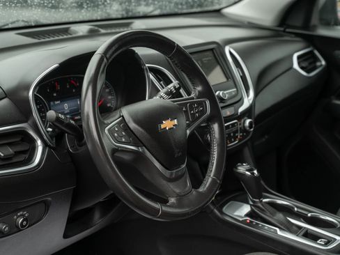Used 2019 Chevrolet Equinox LT FWD image 15