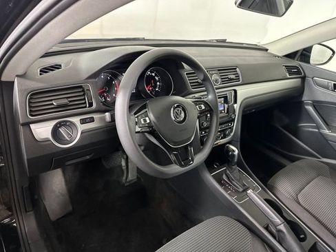 Used 2016 Volkswagen Passat 1.8T S image 13