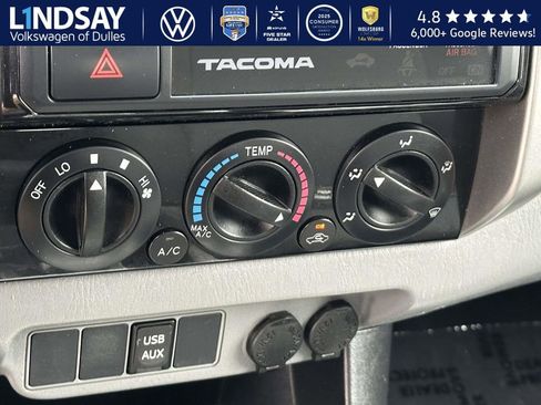 Used 2015 Toyota Tacoma 4x4 Access Cab V6 w/ TRD Sport Package image 17