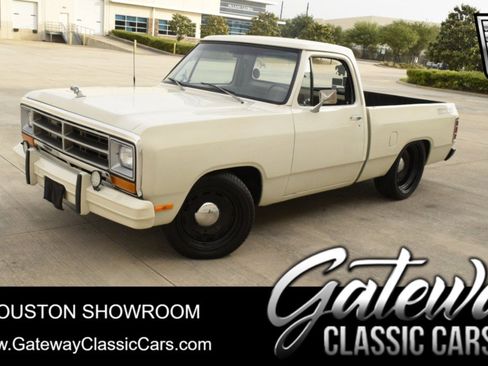 Used 1987 Dodge D/W Truck 150 image 1