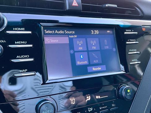 Used 2019 Toyota Camry SE image 34