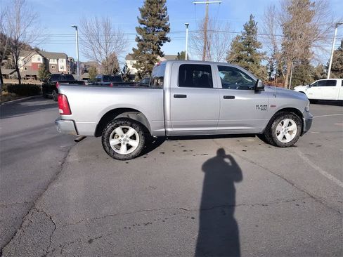 Used 2023 RAM 1500 Classic SLT image 7
