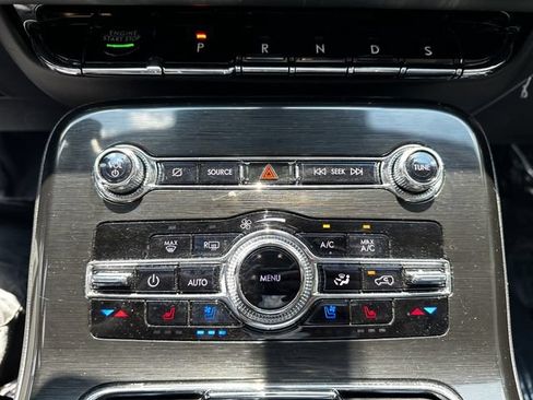 Certified 2023 Lincoln Nautilus Reserve AWD/4WD image 24