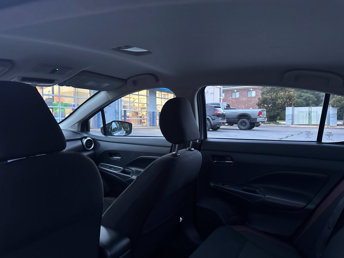 Used 2025 Nissan Versa SR FWD image 32