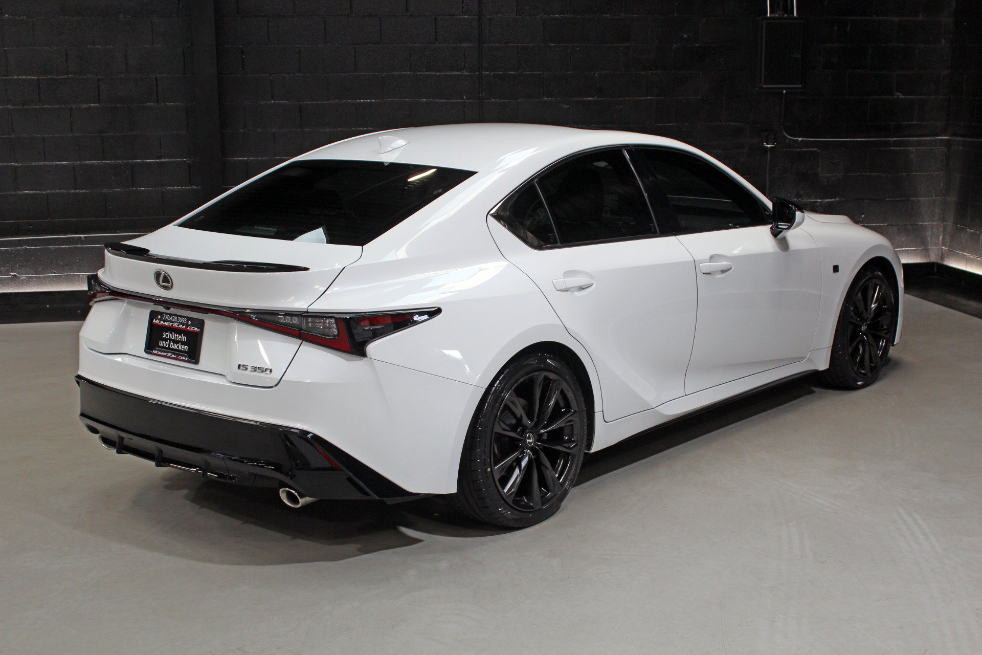 Used 2024 Lexus IS 350 F Sport RWD image 19