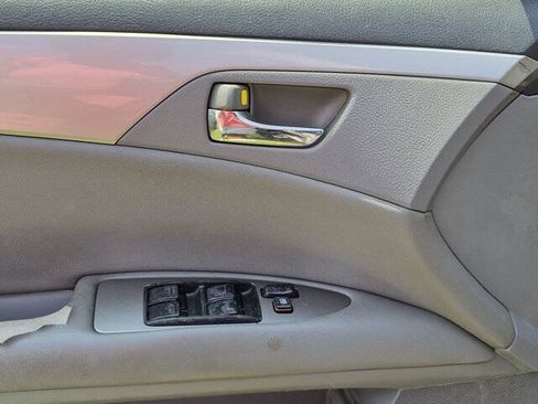 Used 2007 Toyota Avalon FWD image 11