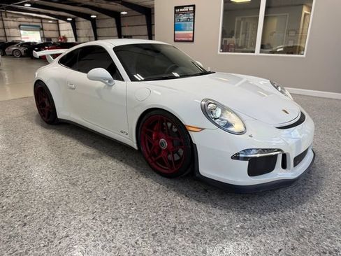 Used 2015 Porsche 911 GT3 w/ Sound Package Plus RWD image 9