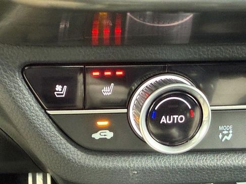 Certified 2025 Acura ADX A-Spec image 21