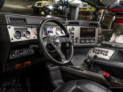 Used 2006 HUMMER H1 4-Door Open Top image 16