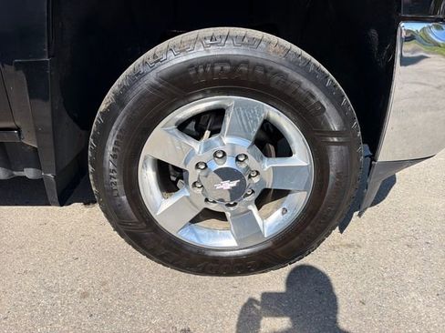 Used 2016 Chevrolet Silverado 2500 LTZ w/ LTZ Plus Package AWD/4WD image 28