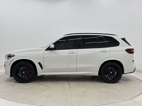 Used 2022 BMW X5 sDrive40i w/ M Sport Package RWD image 2