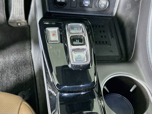 Used 2021 Hyundai Sonata Limited w/ Cargo Package FWD image 25