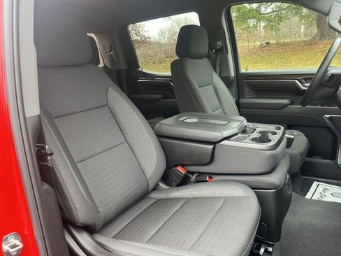 Used 2024 GMC Sierra 1500 Elevation image 26