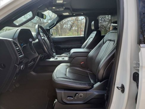 Used 2020 Ford Expedition Limited AWD/4WD image 16