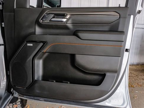 Used 2024 GMC Sierra 2500 AT4 w/ AT4 Premium Plus Package image 46