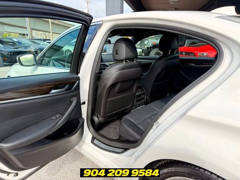 Used 2018 BMW 530e RWD image 30