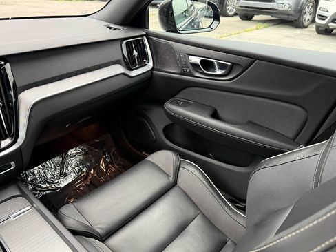 Used 2019 Volvo S60 T5 R-Design FWD image 37