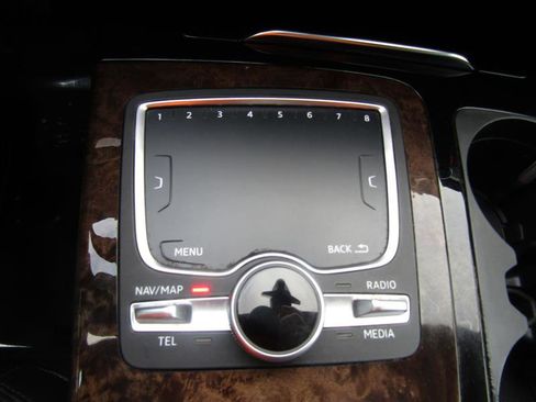 Used 2018 Audi Q7 3.0T Premium Plus image 25