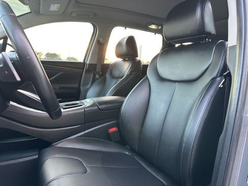 Used 2023 Hyundai Santa Fe SEL w/ Premium Package image 10
