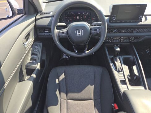 Certified 2023 Honda Accord EX image 26