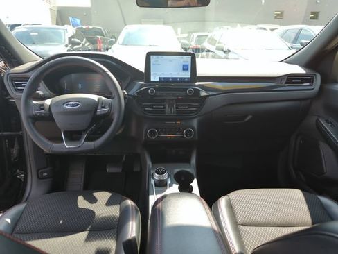 Certified 2025 Ford Escape ST-Line AWD/4WD image 25