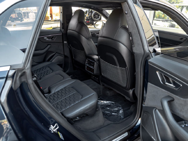 Used 2024 Audi RS Q8 w/ Executive Package AWD/4WD image 33