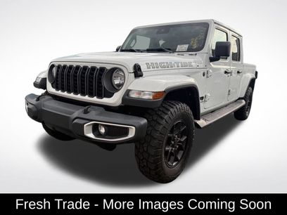 Used 2025 Jeep Gladiator Overland