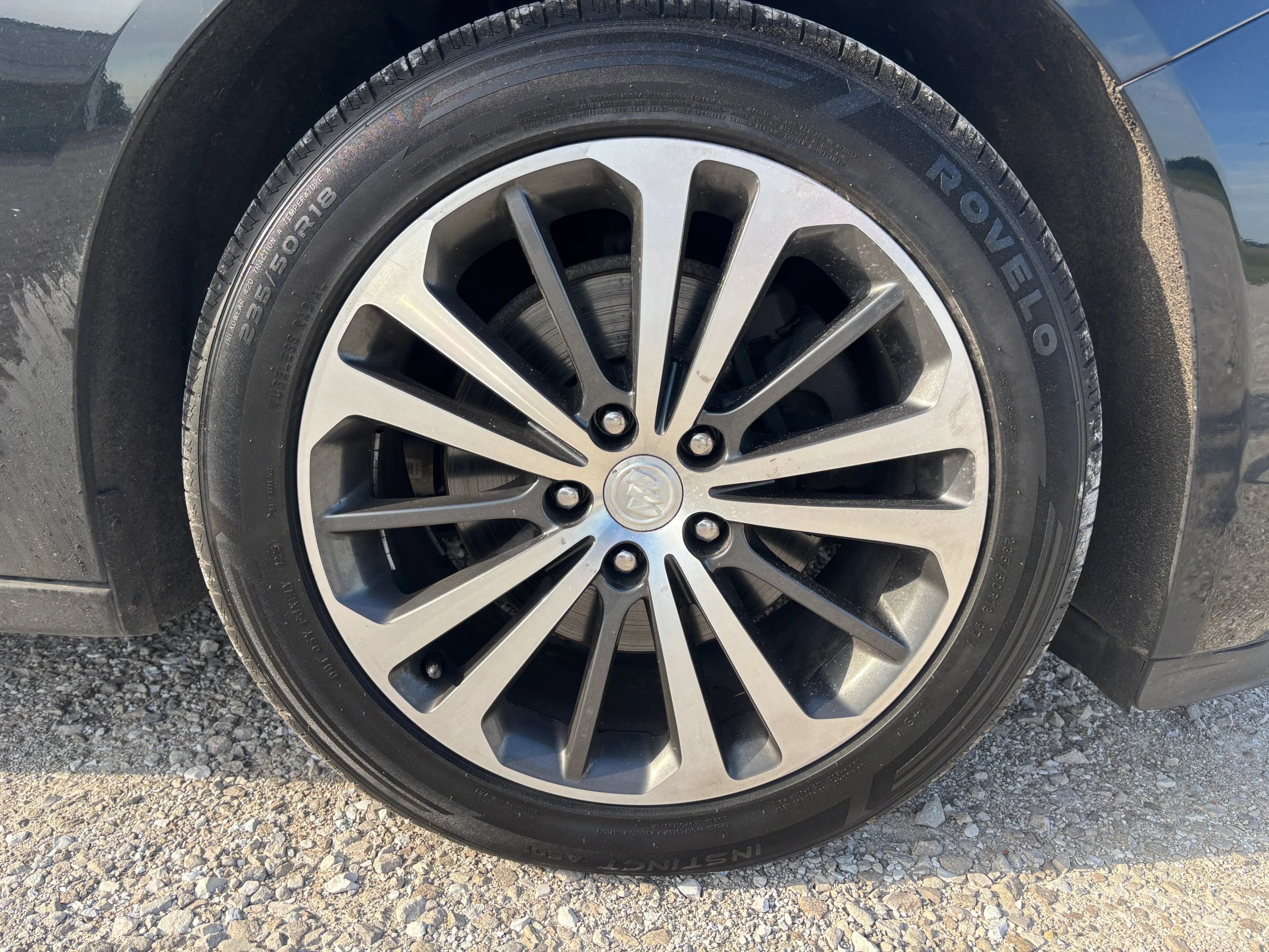Used 2017 Buick LaCrosse Preferred FWD image 28