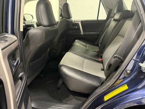 Used 2019 Toyota 4Runner SR5 Premium image 41