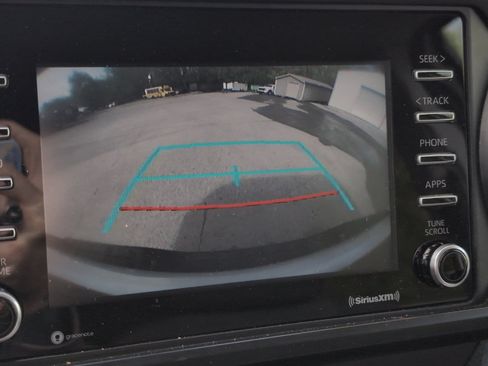 Used 2020 Toyota Tacoma SR w/ SR Convenience Package RWD image 19