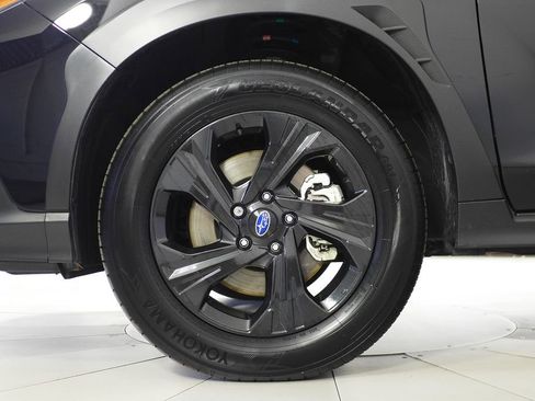 Certified 2025 Subaru Crosstrek 2.0i image 5