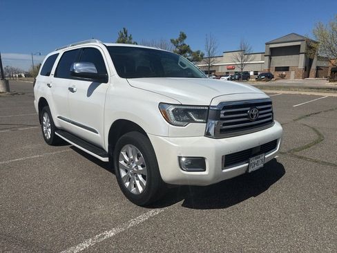 Used 2021 Toyota Sequoia Platinum image 8
