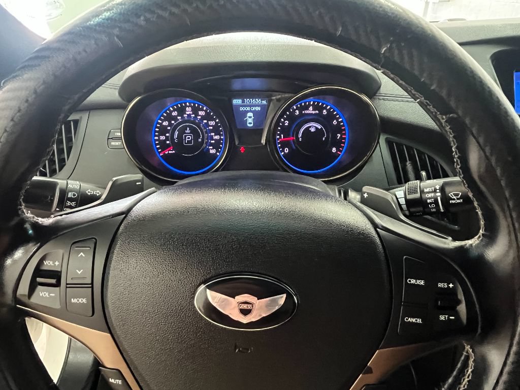 Used 2013 Hyundai Genesis 2.0T RWD image 8