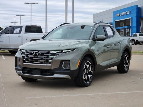 Used 2022 Hyundai Santa Cruz Limited image 3