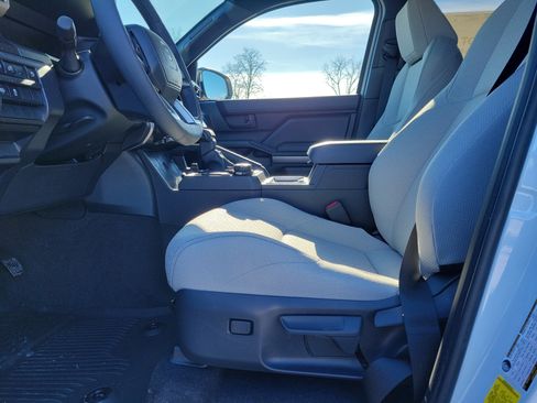 New 2026 Toyota 4Runner SR5 image 16