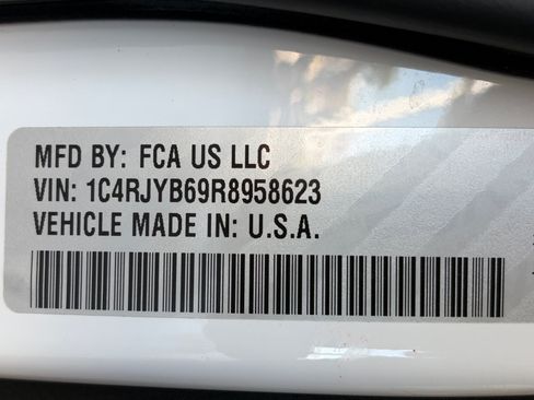 Used 2024 Jeep Grand Cherokee Limited 4xe AWD/4WD image 36