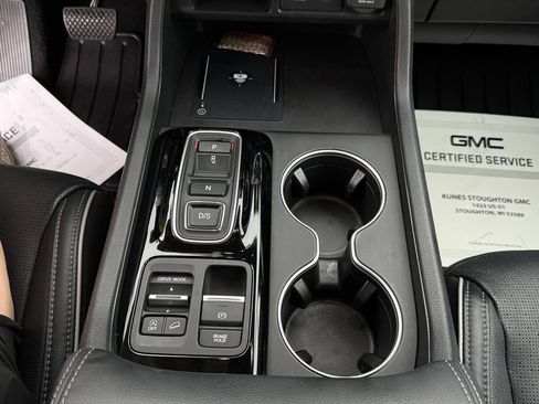 Used 2025 Honda Pilot Elite image 33